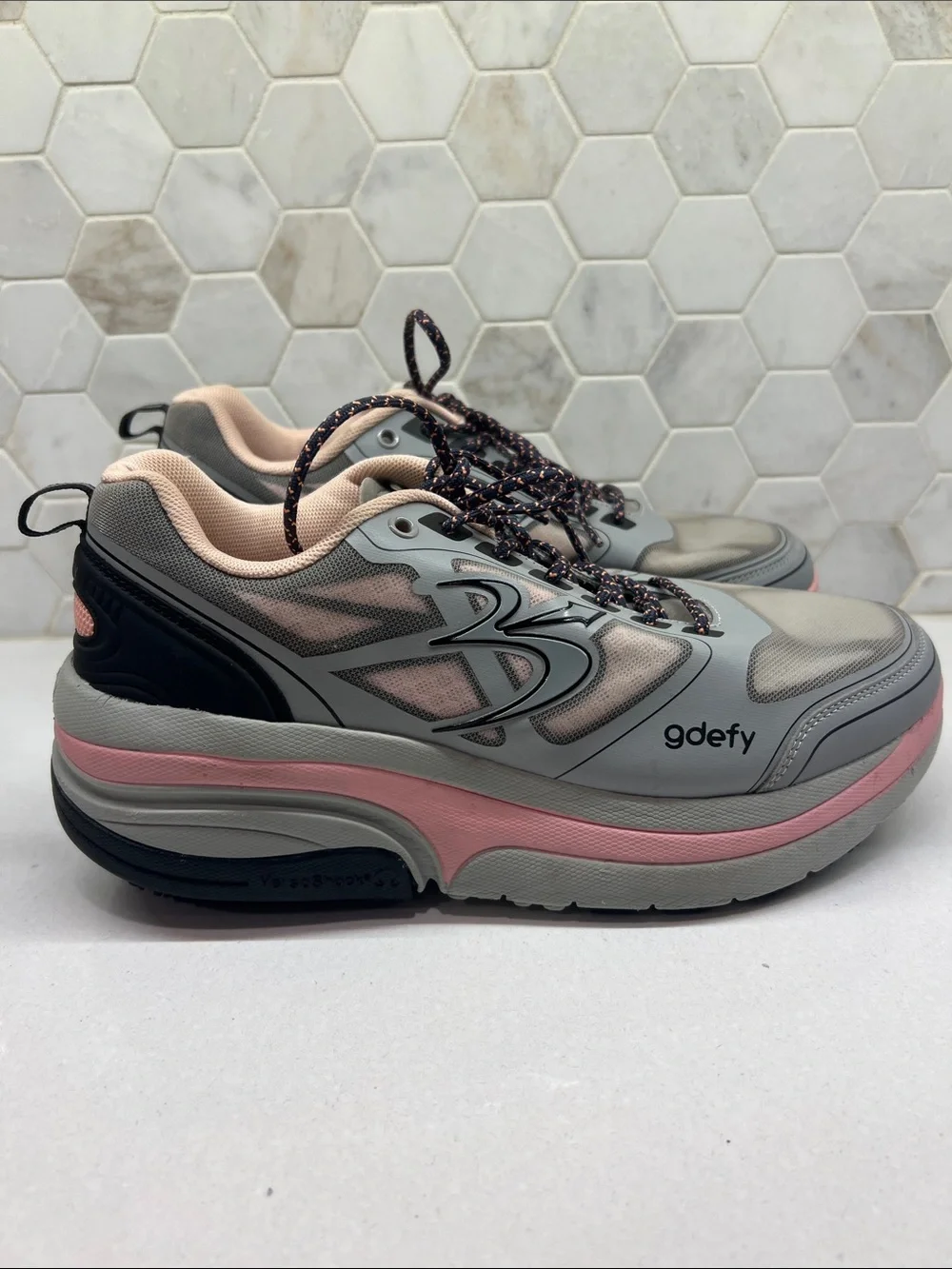 Gravity Defyer Gdefy Mighty Walk Womens Size 9.5 Gray Pink Shoes comfort Insoles